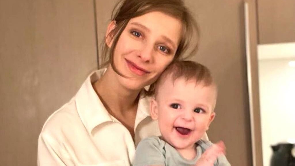 Лиза арзамасова и илья авербух последние новости и фото с ребенком