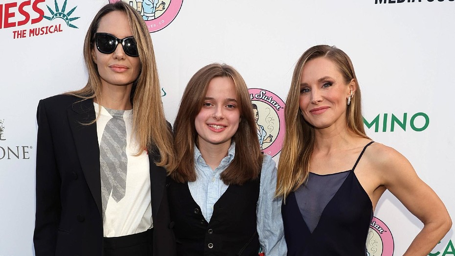 Анджелина Джоли появилась на публике с дочерью Вивьен после того, как та отказалась от фамилии отца