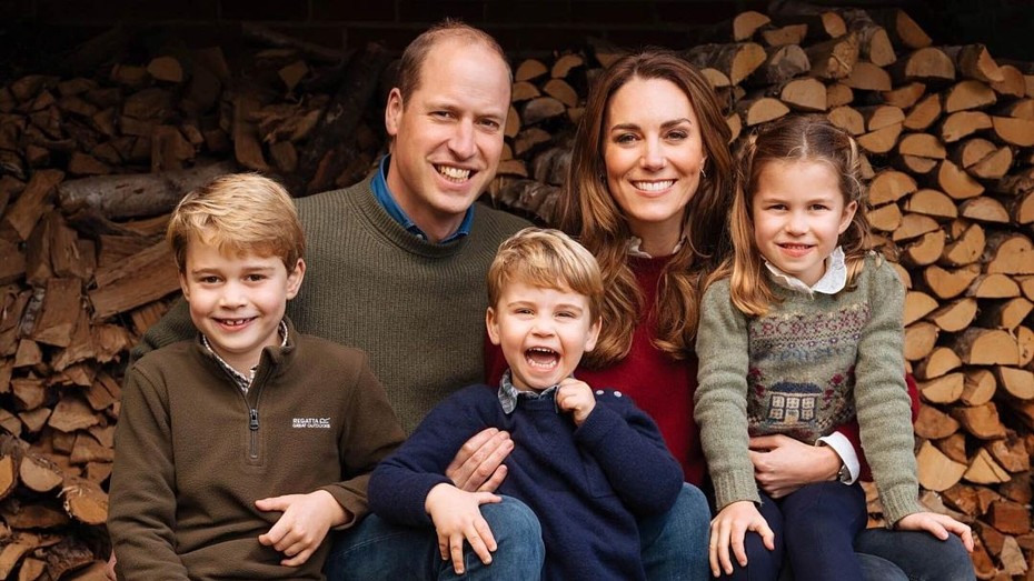 День отца: Кейт Миддлтон опубликовала милое фото принца Уильяма с детьми  