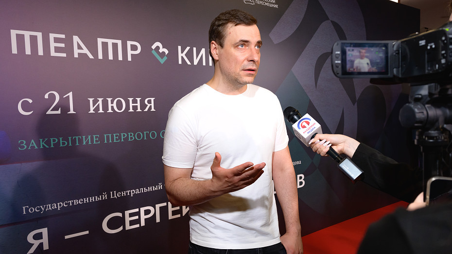 Евгений Цыганов представил киноверсию спектакля «Я – Сергей Образцов»
